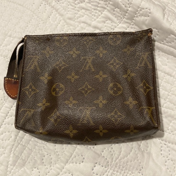 Louis Vuitton Bags Authentic Vintage Louis Vuitton Toiletry Bag 6x7